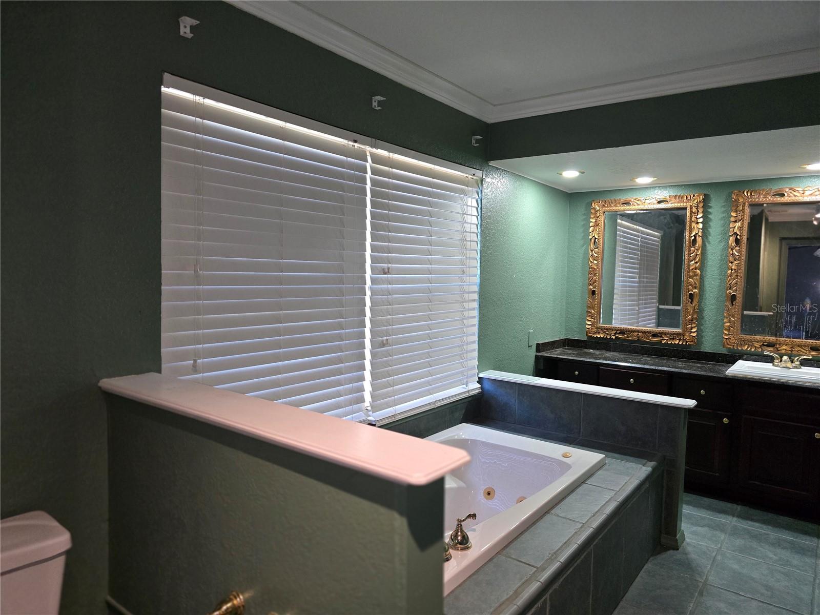 670 E State Road 46 Property Photo 66
