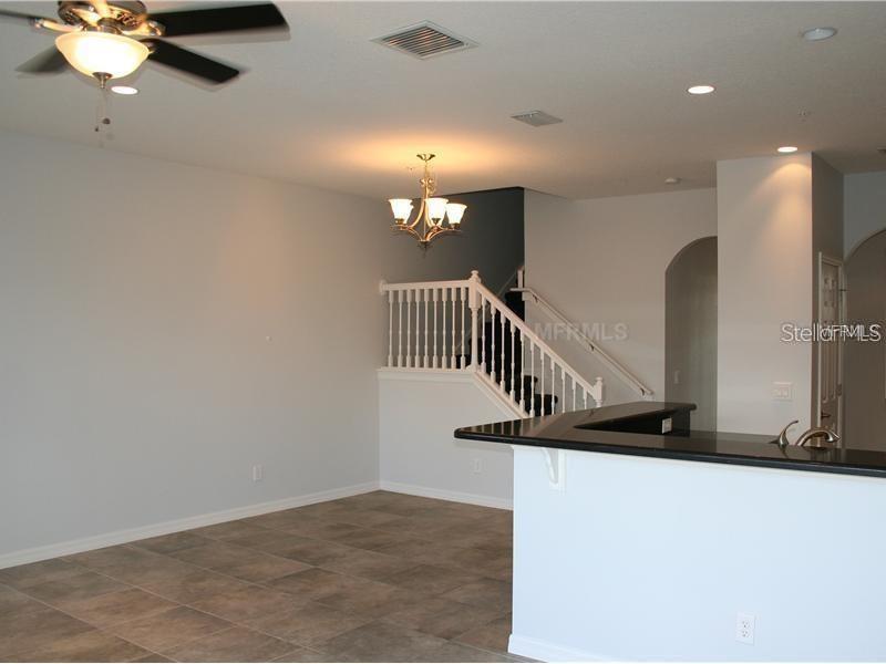 3939 Cesare St Property Photo 4