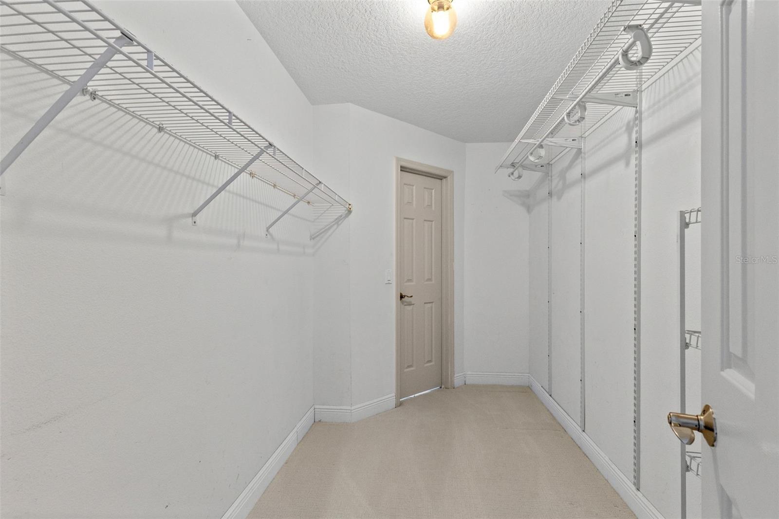 623 Yorkshire Dr Property Photo 15