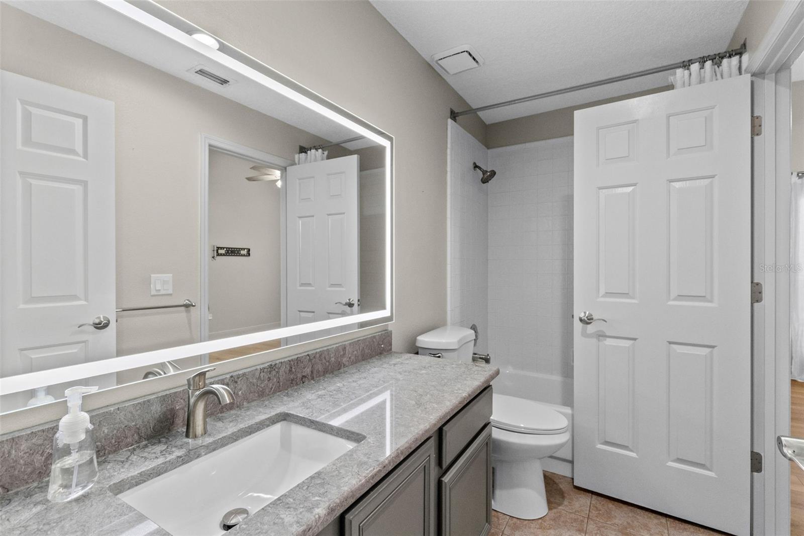 623 Yorkshire Dr Property Photo 21