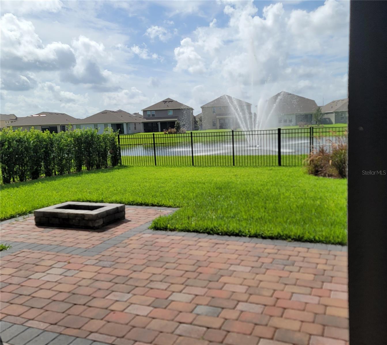 16124 Azure Key St Property Photo 3