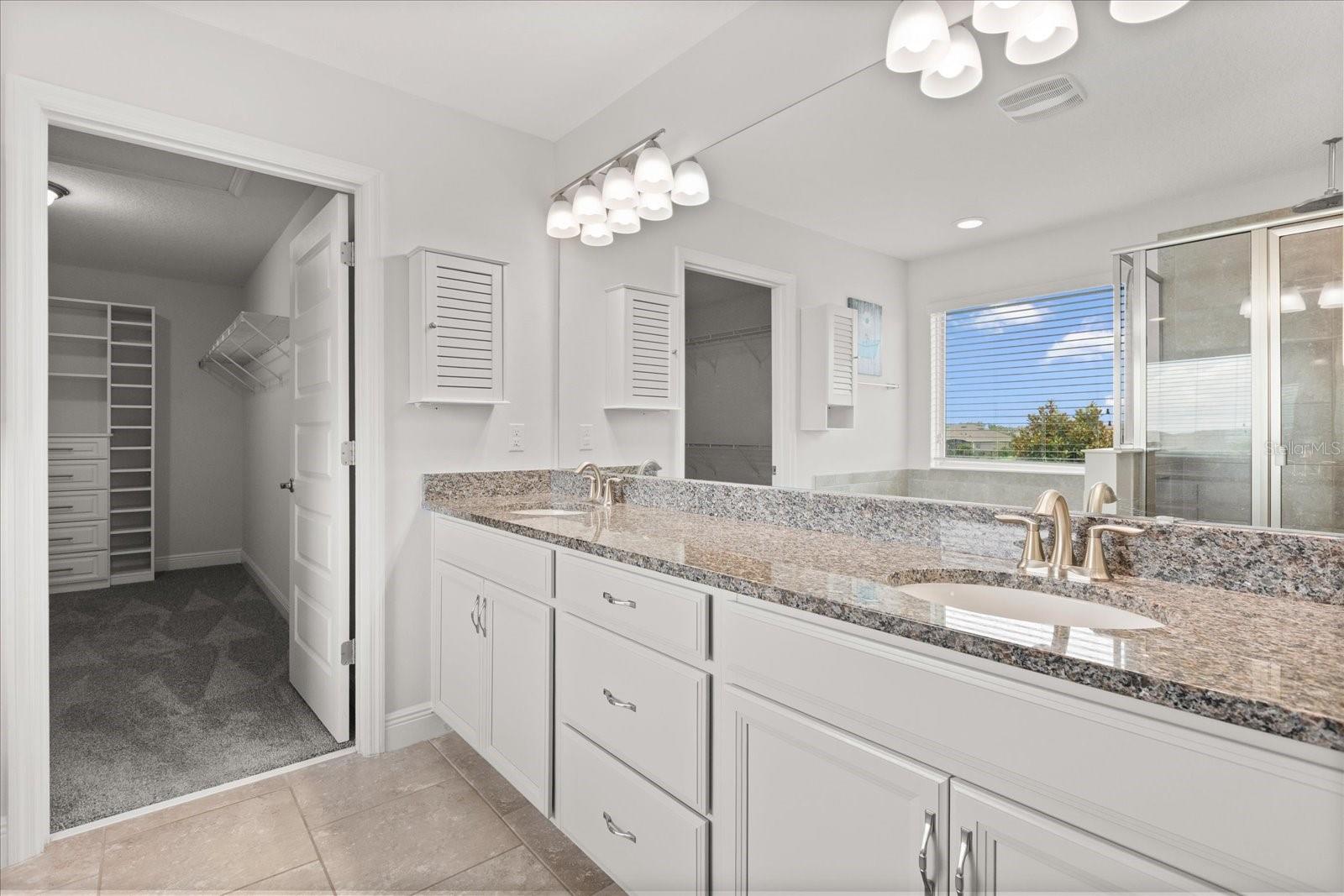 16124 Azure Key St Property Photo 13