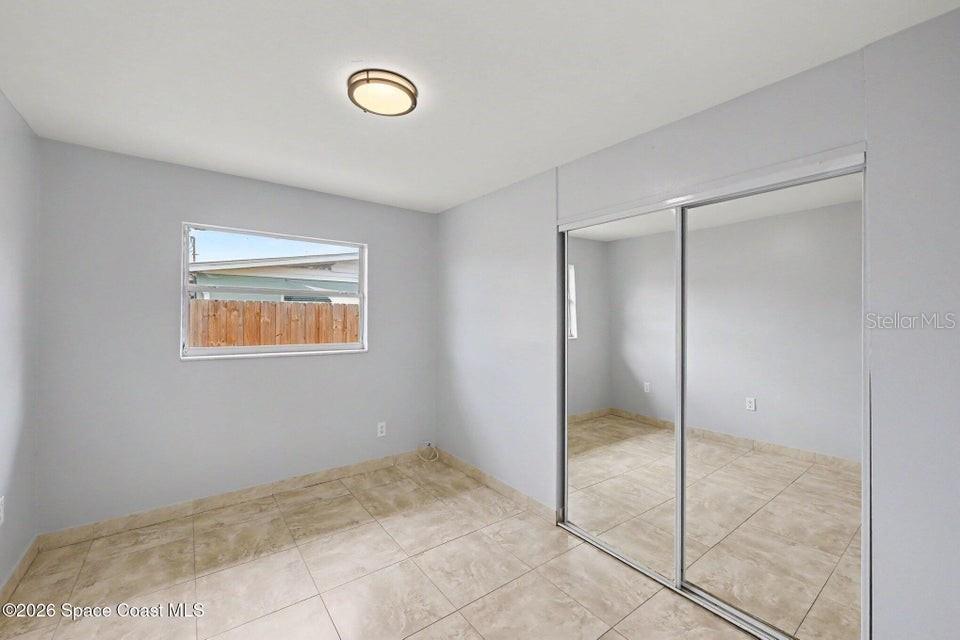 2292 Lakeview Dr Property Photo 9