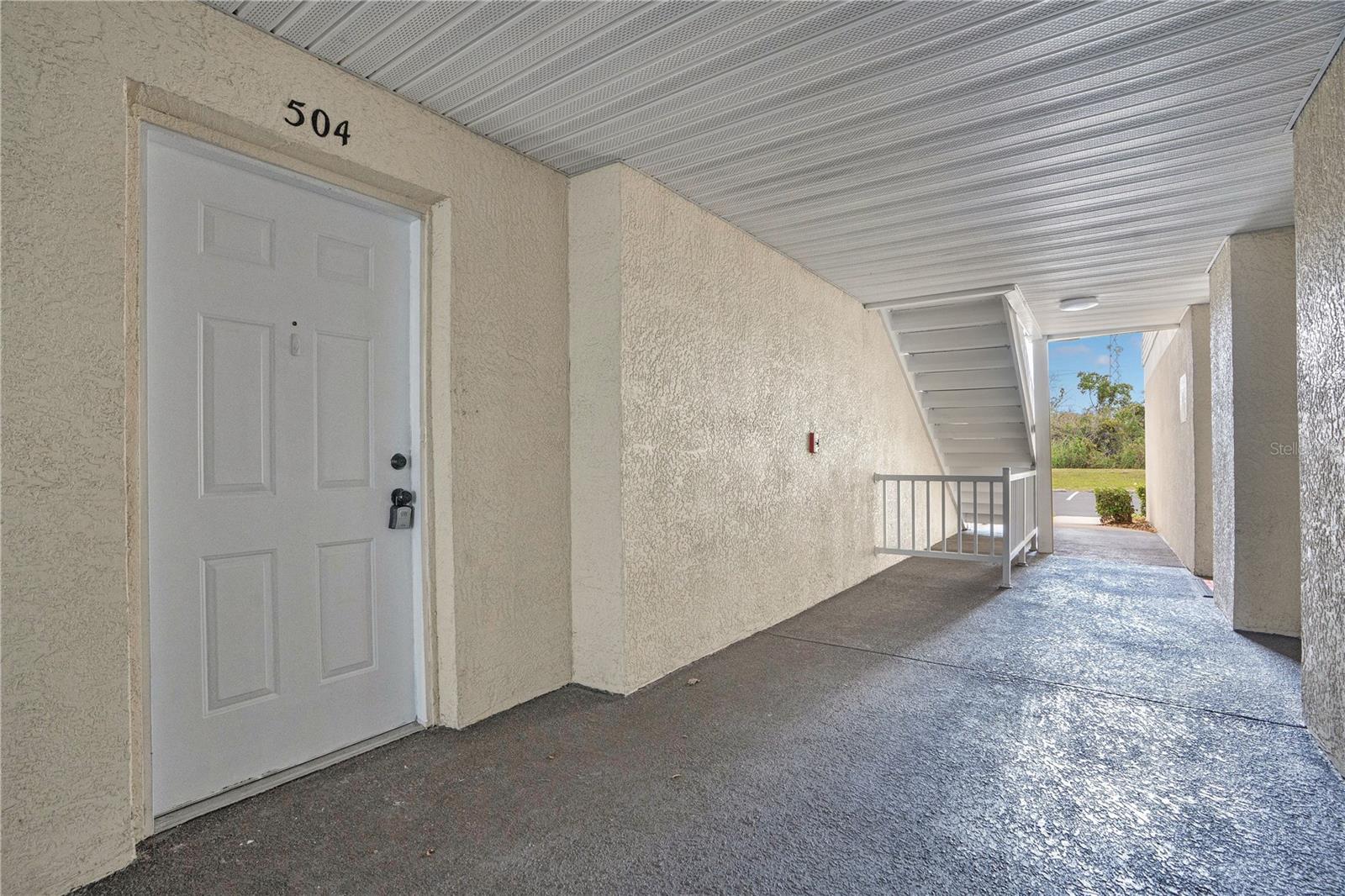 3960 Southpointe Dr #504 Property Photo 2
