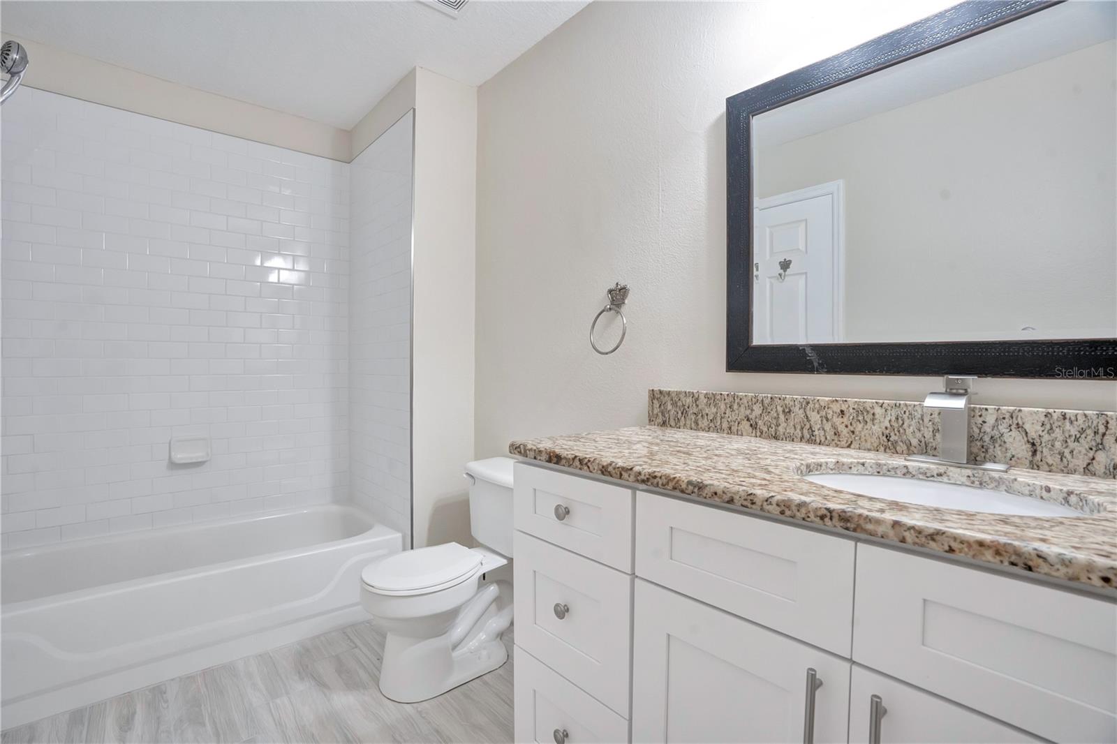 3960 Southpointe Dr #504 Property Photo 28