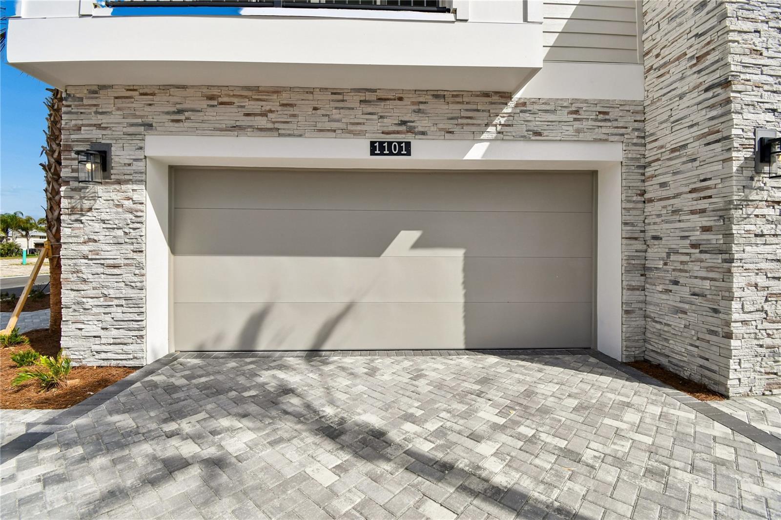 3107 Tidewatch Loop Property Photo 4