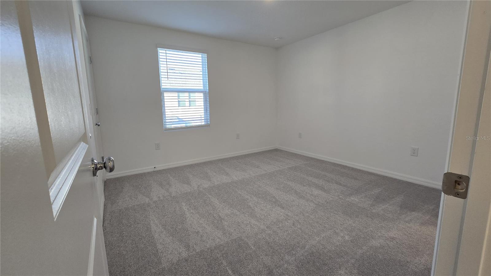 2970 Skyline Loop Property Photo 5