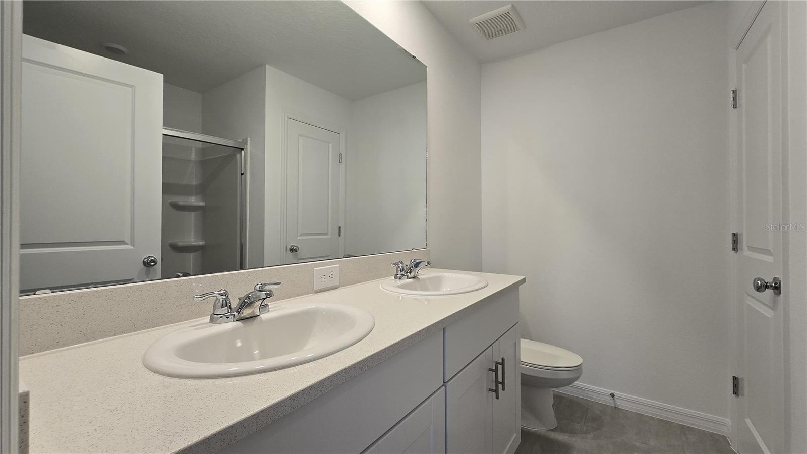 2970 Skyline Loop Property Photo 6