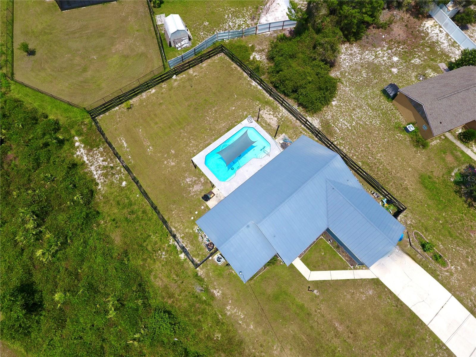 1812 Whipple Dr Property Photo 8
