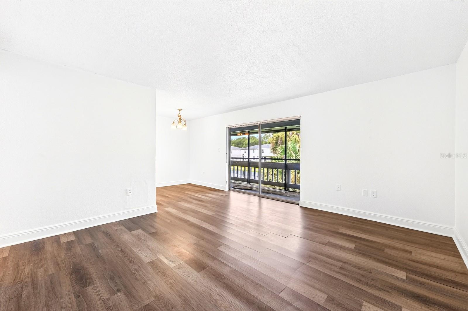 4737 S Texas Ave #4737d Property Photo 8
