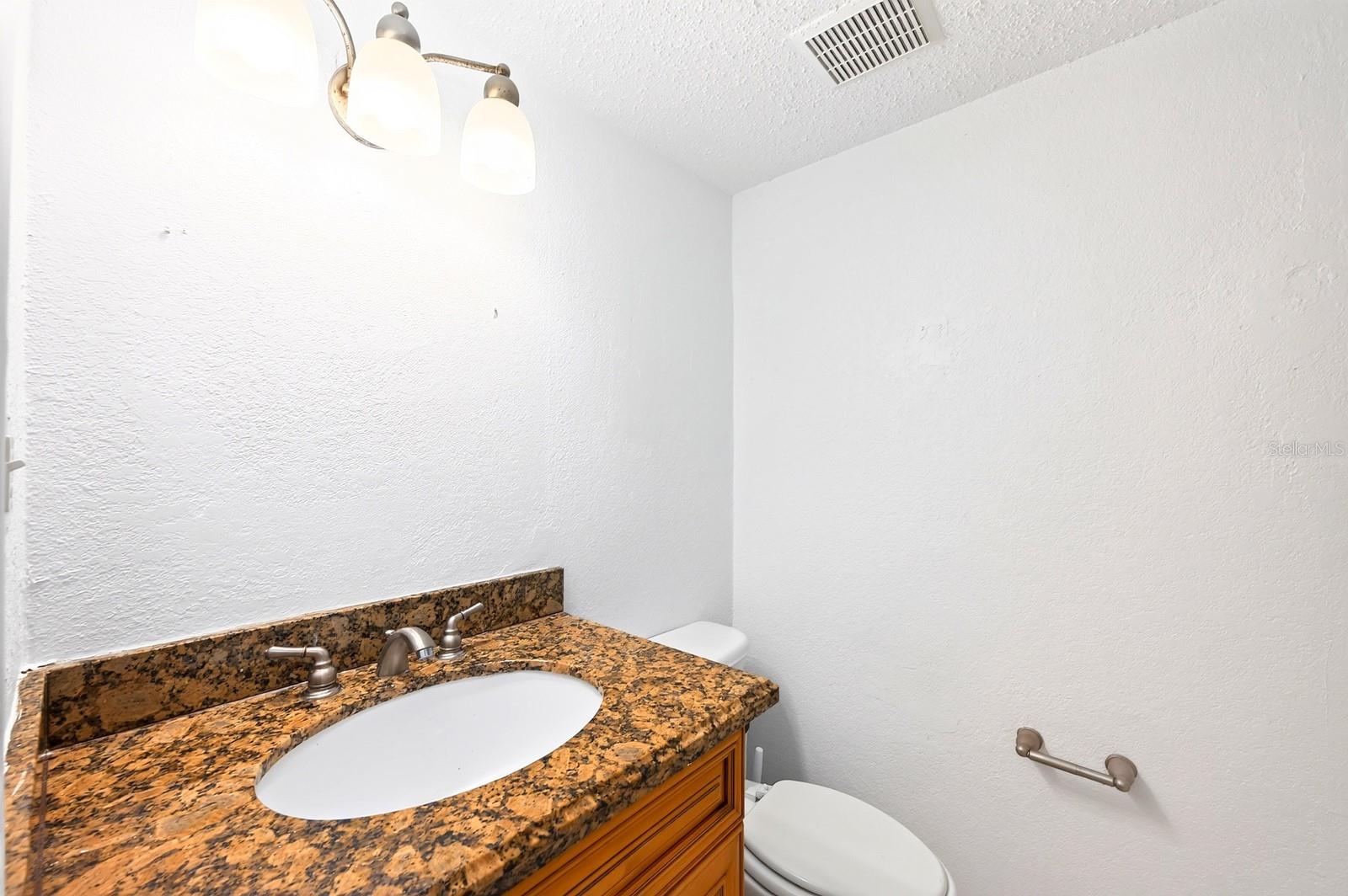 4737 S Texas Ave #4737d Property Photo 14