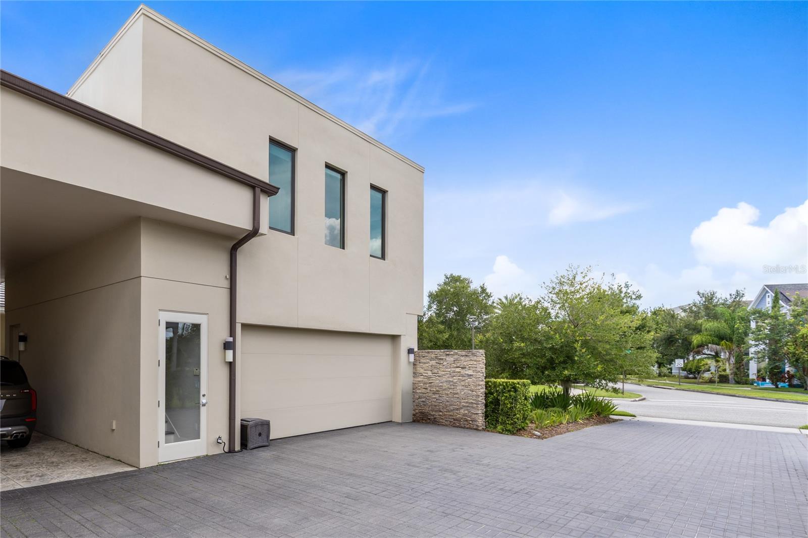 14105 Corrigan Ave #b Property Photo 1