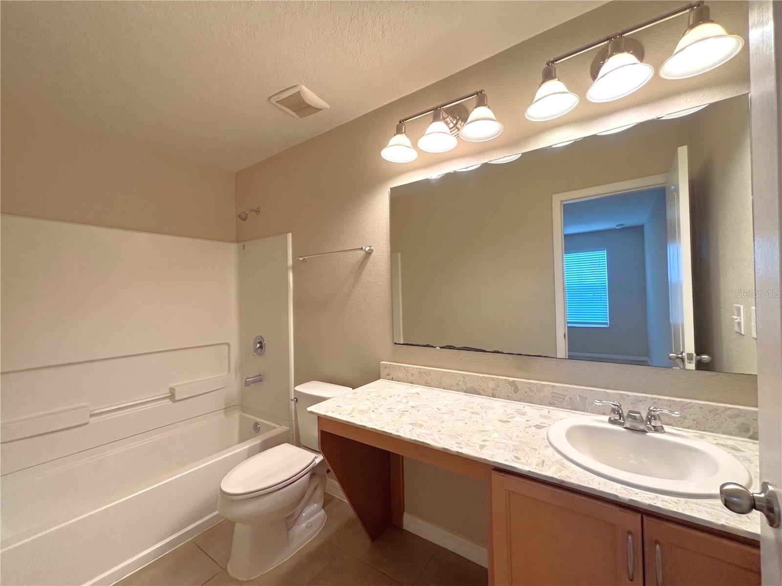 5110 Adelaide Dr Property Photo 17