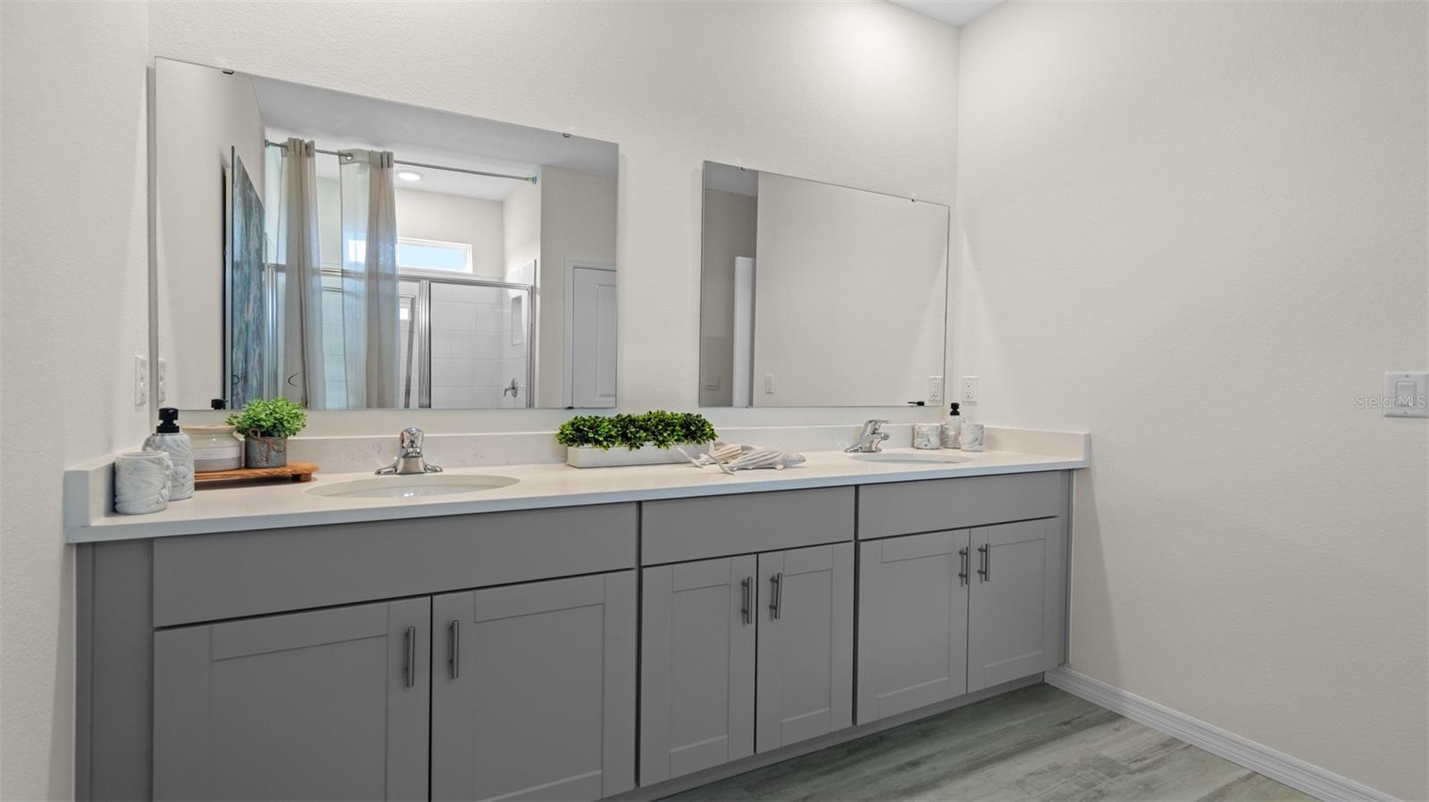 3033 Kingsman Trl Property Photo 10