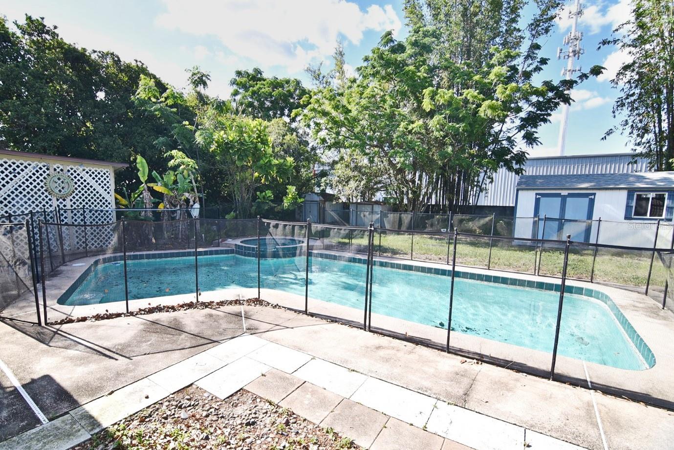 7033 Easter St Property Photo 4