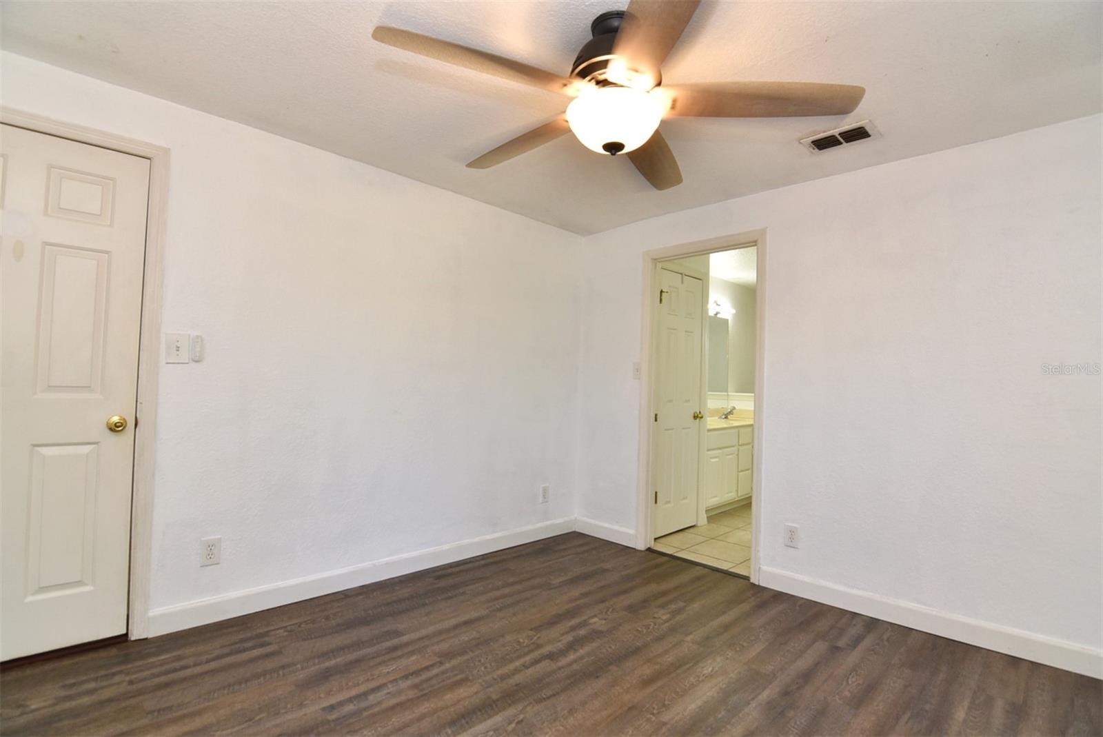 7033 Easter St Property Photo 19