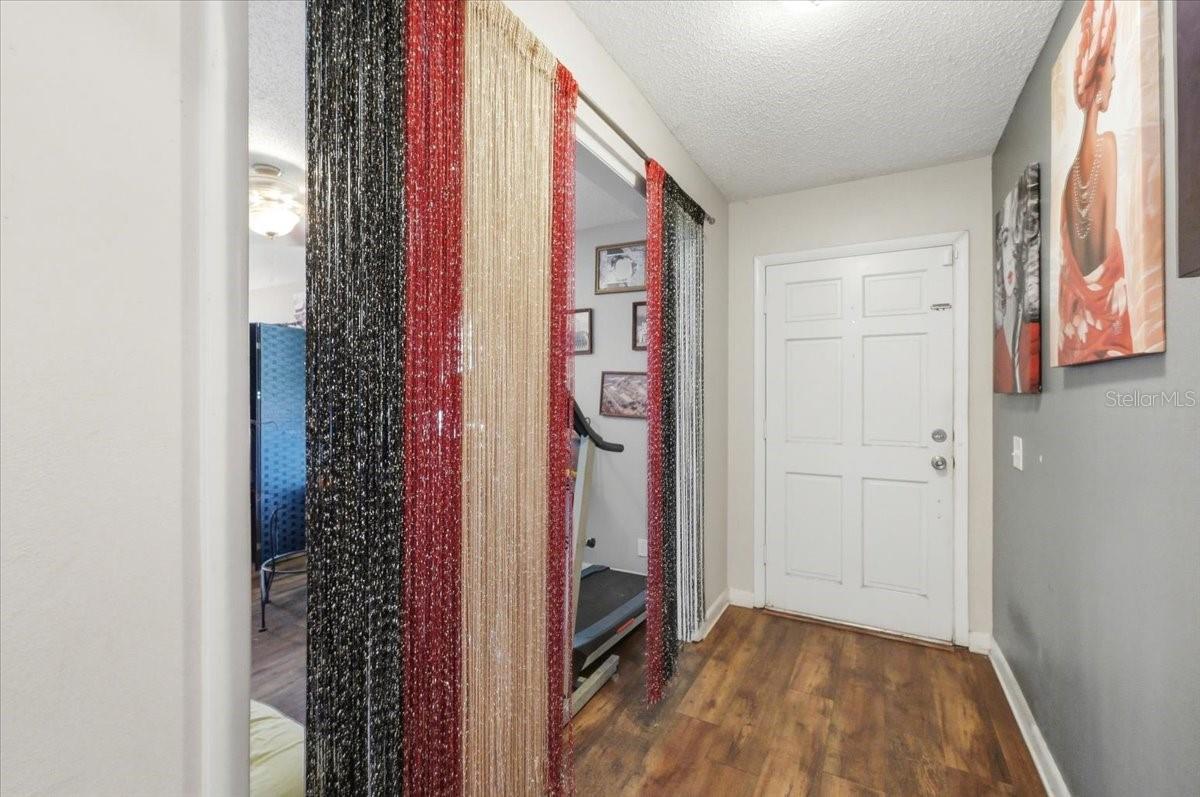 408 Lanier Ln Property Photo 6