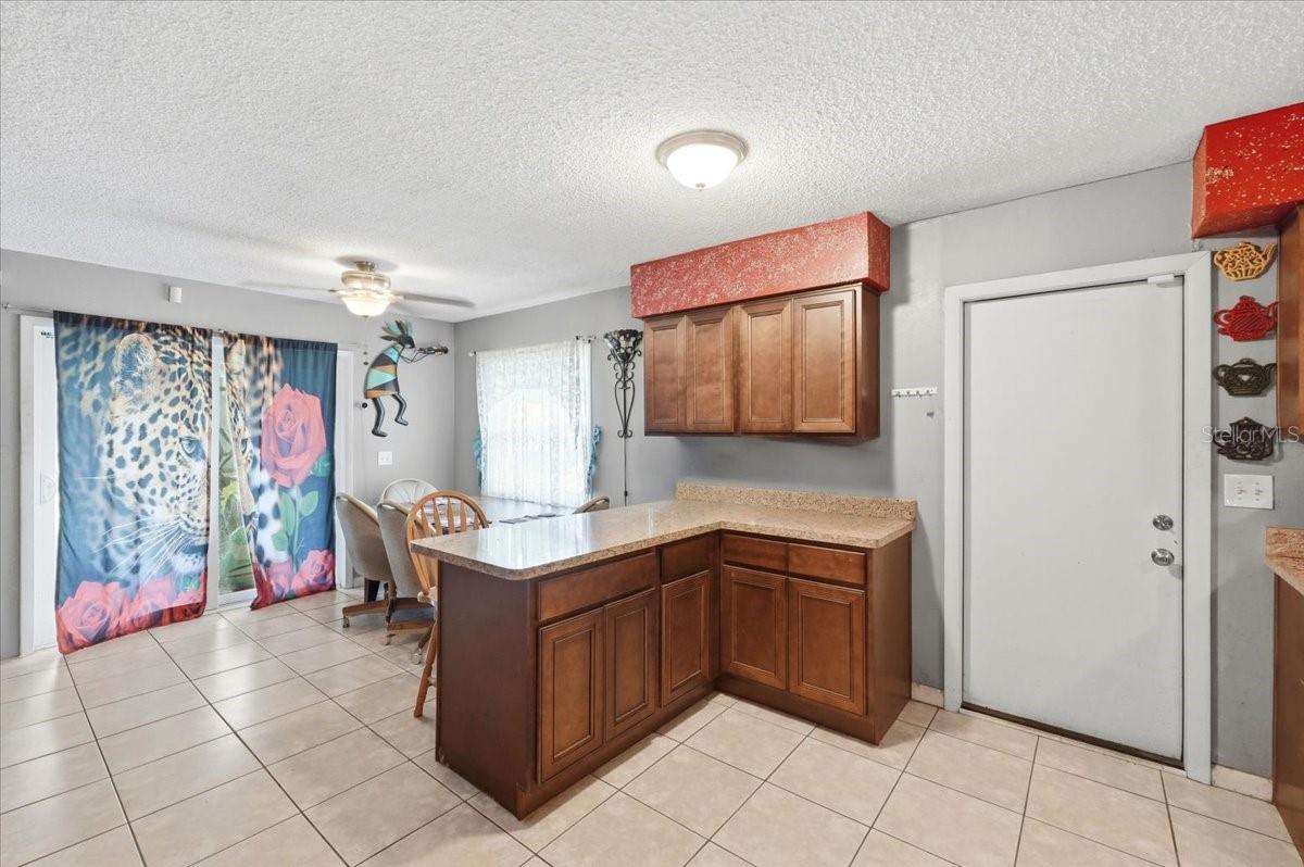 408 Lanier Ln Property Photo 15