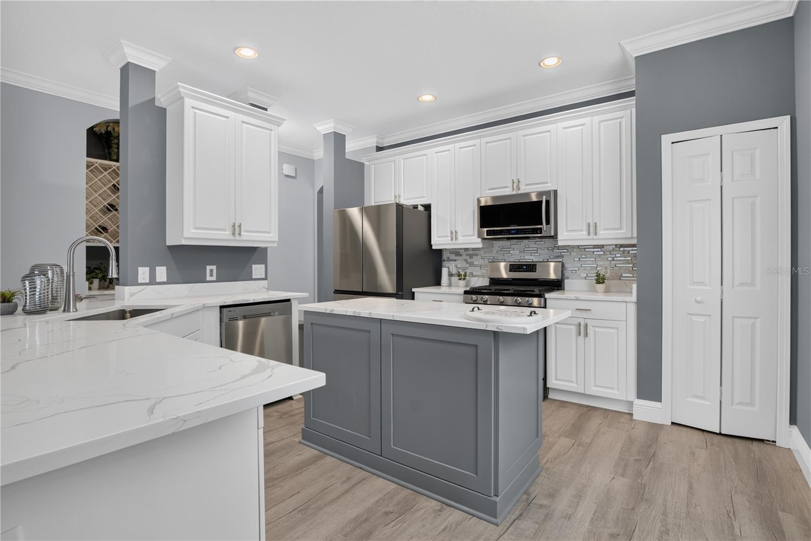 13160 Sunkiss Loop Property Photo 9