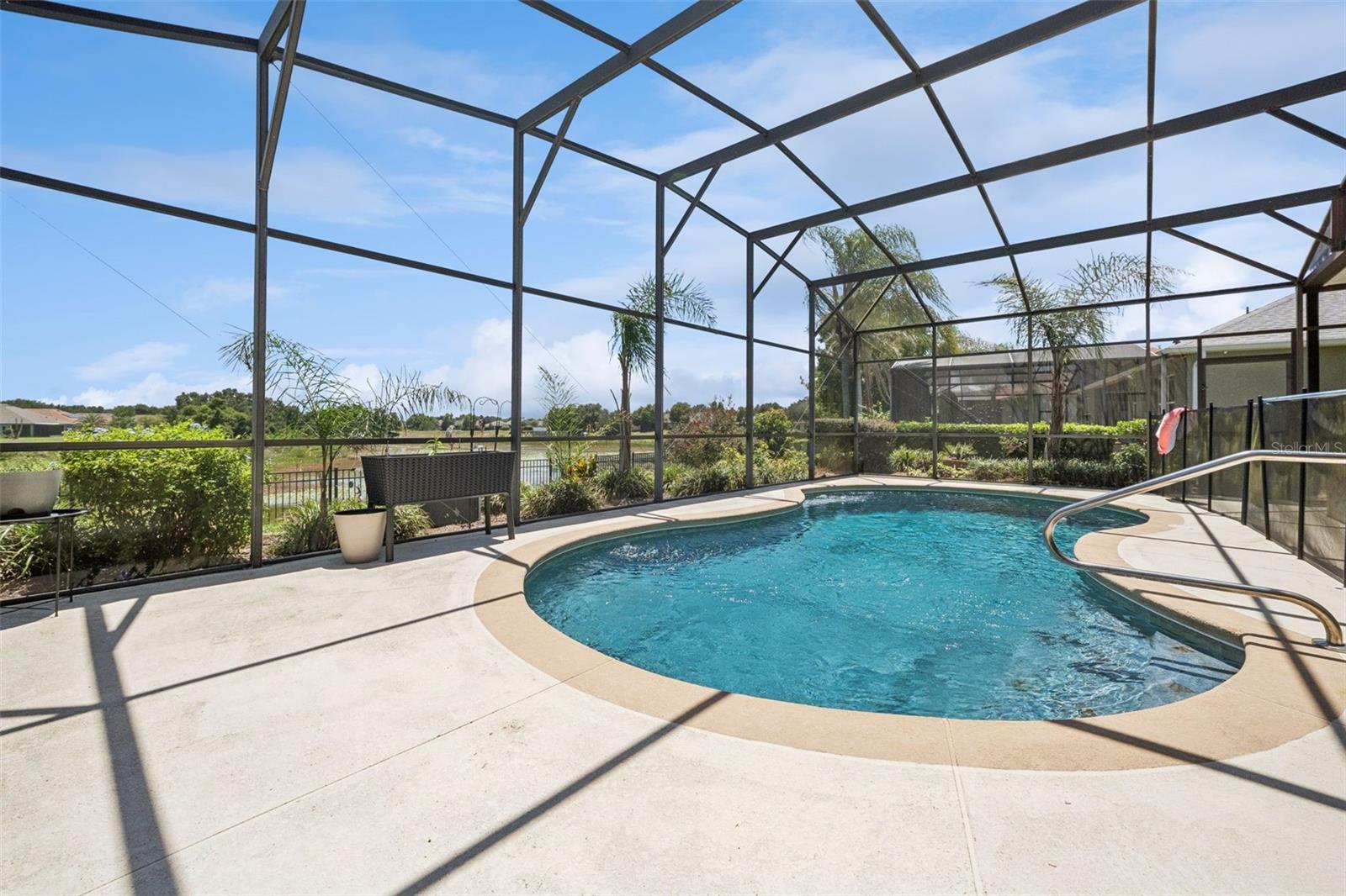220 Bayou Bend Rd Property Photo 3