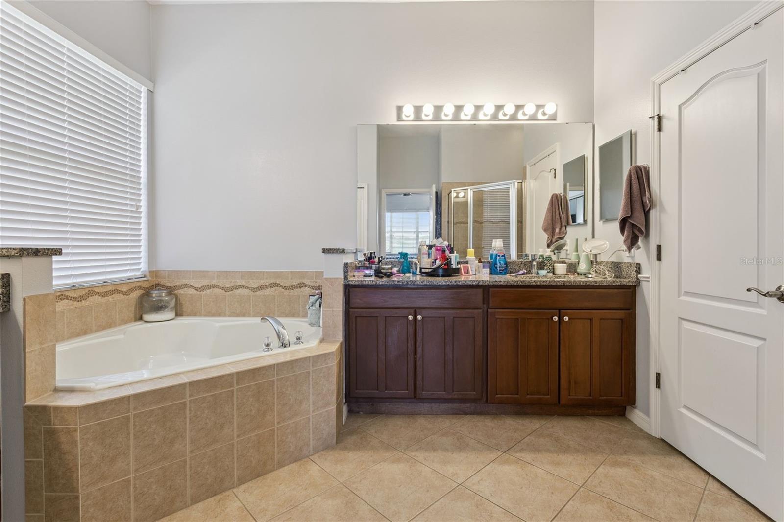 220 Bayou Bend Rd Property Photo 15