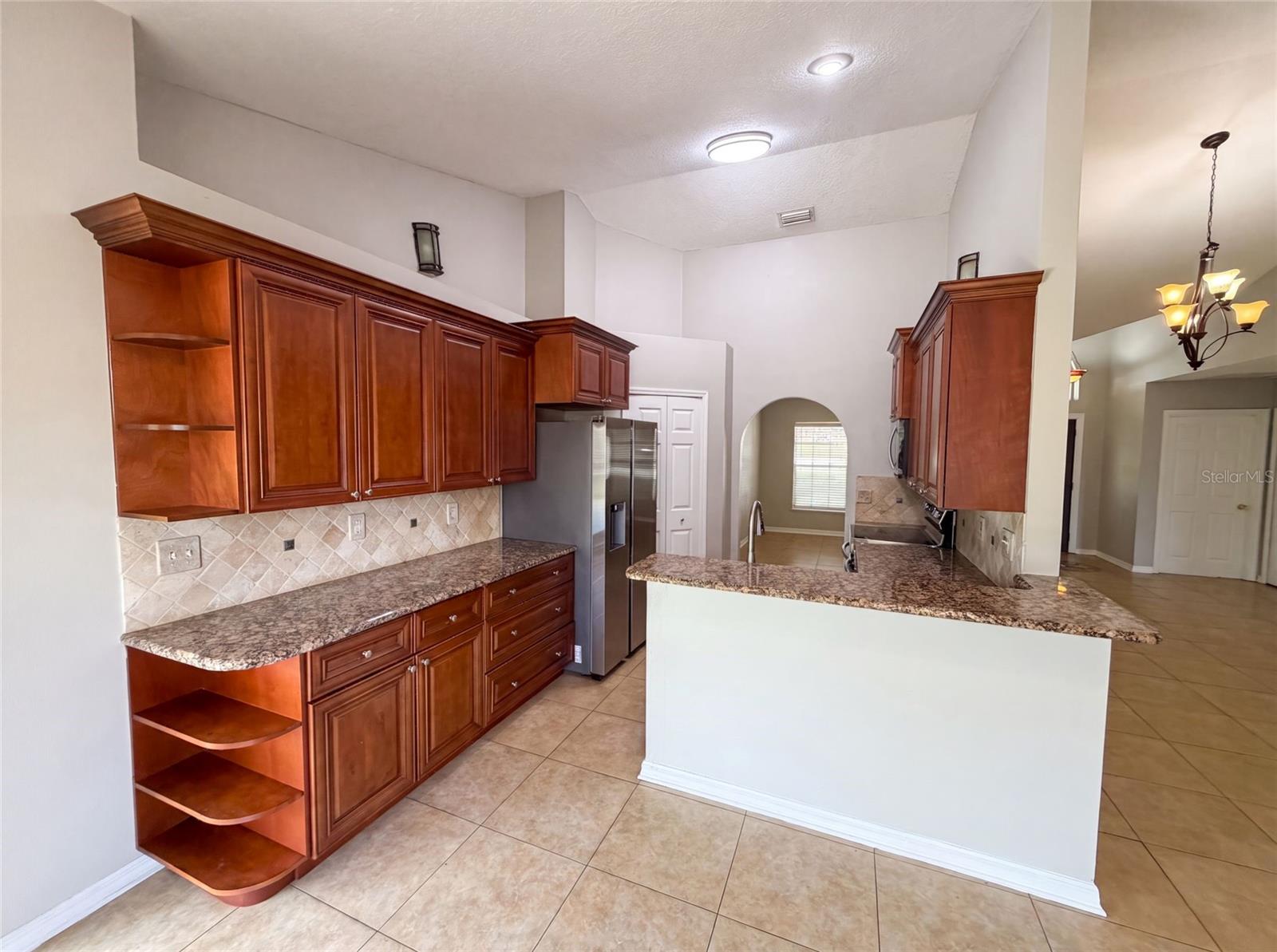 17802 Jefferson St Property Photo 4