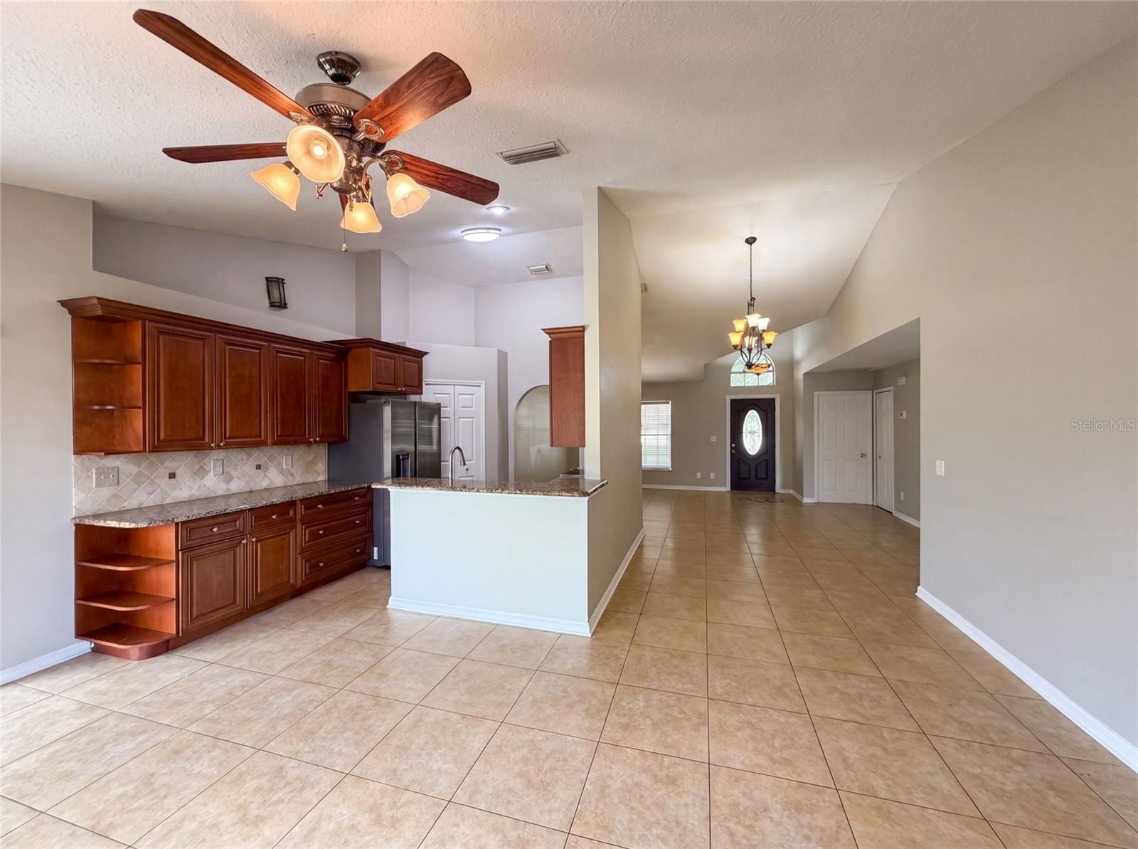 17802 Jefferson St Property Photo 9