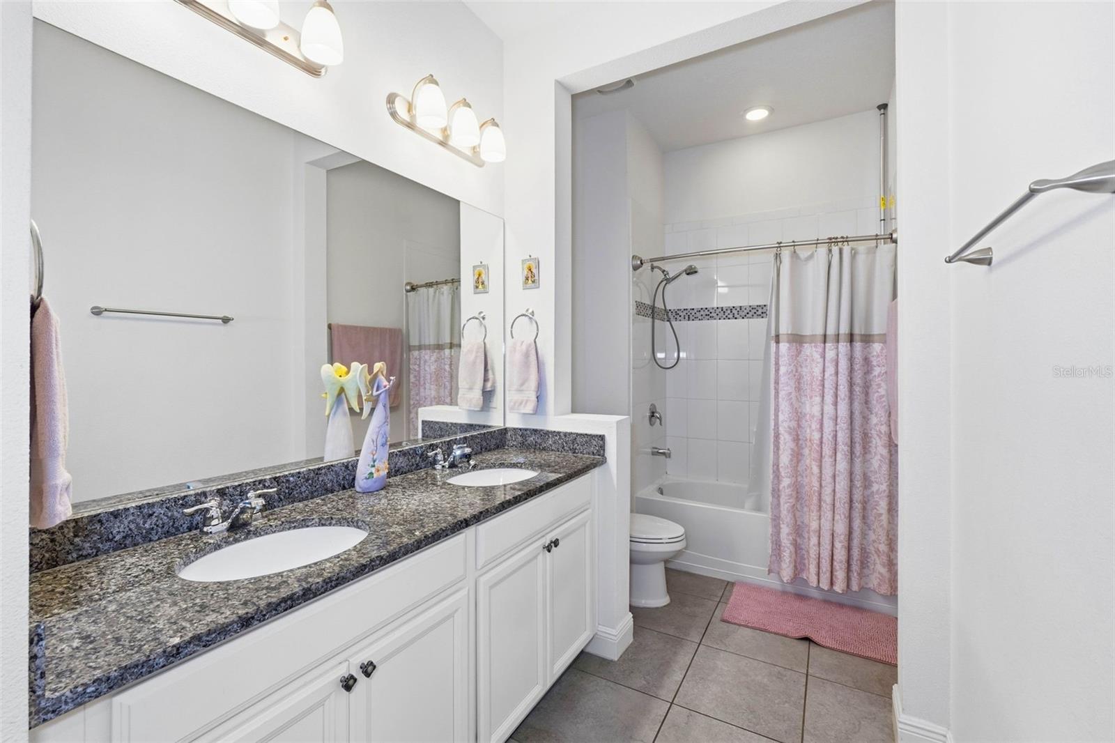 7945 Chilton Dr Property Photo 40
