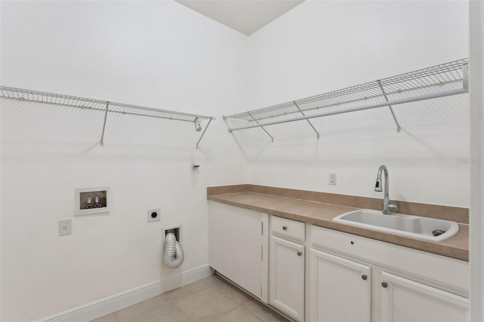 10370 Doth St Property Photo 34