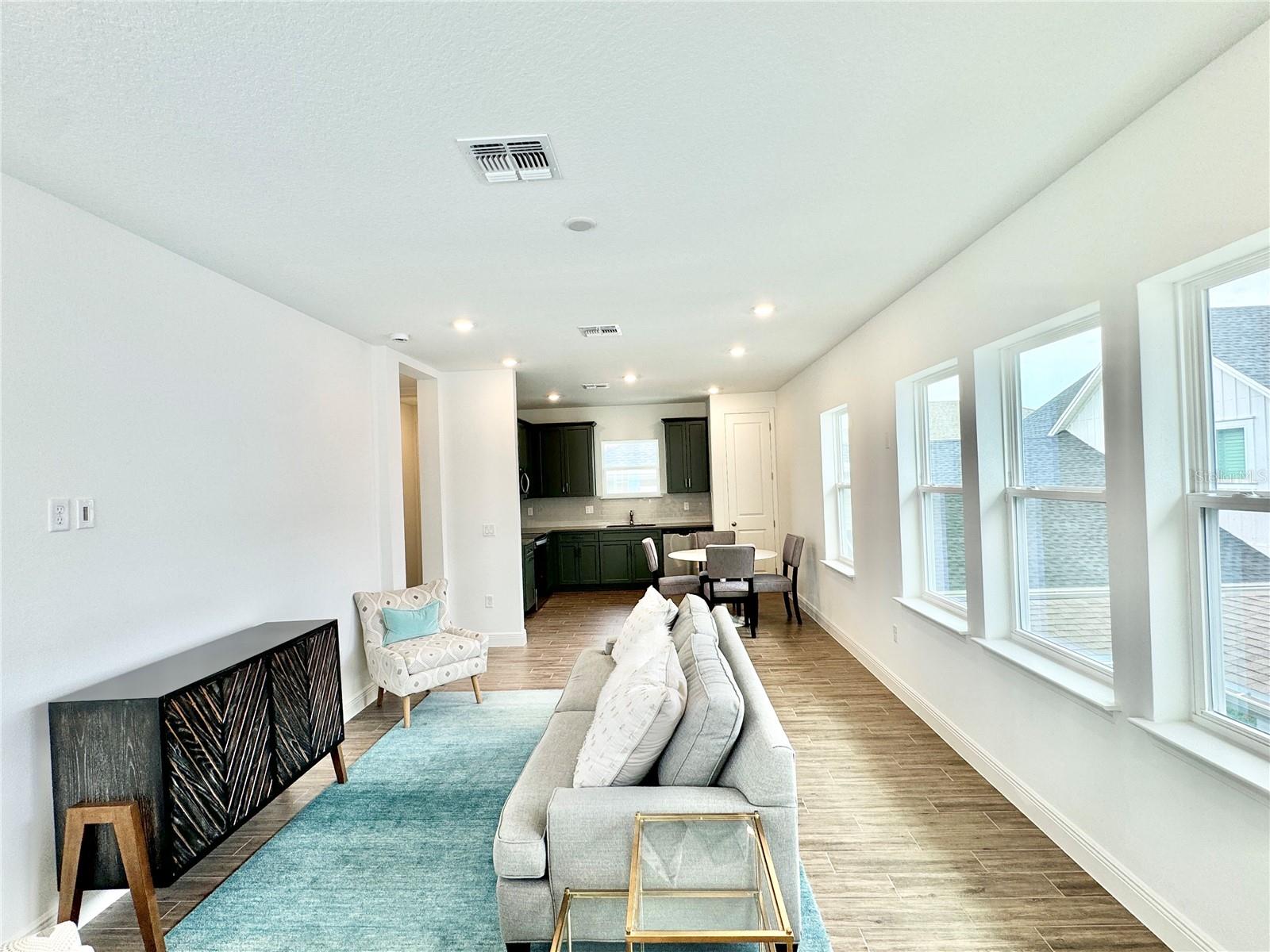 13442 Leggett Aly Property Photo 5