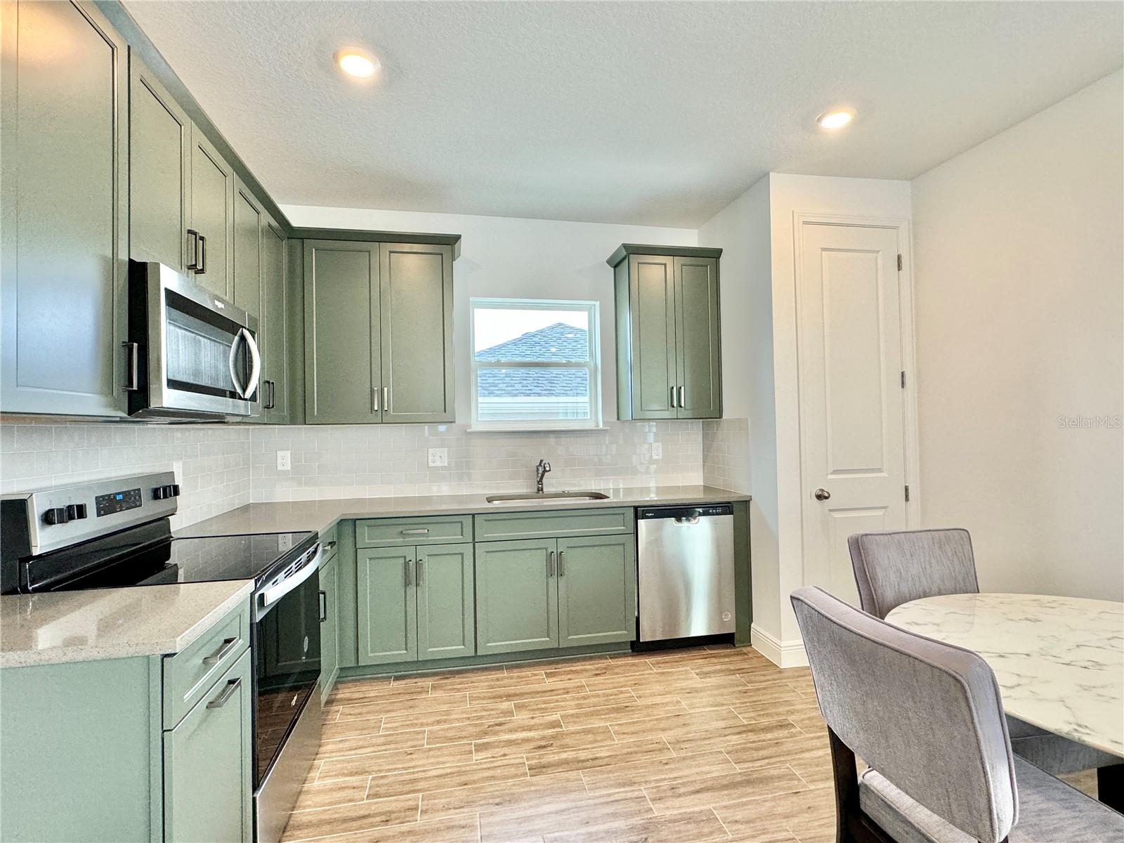 13442 Leggett Aly Property Photo 12