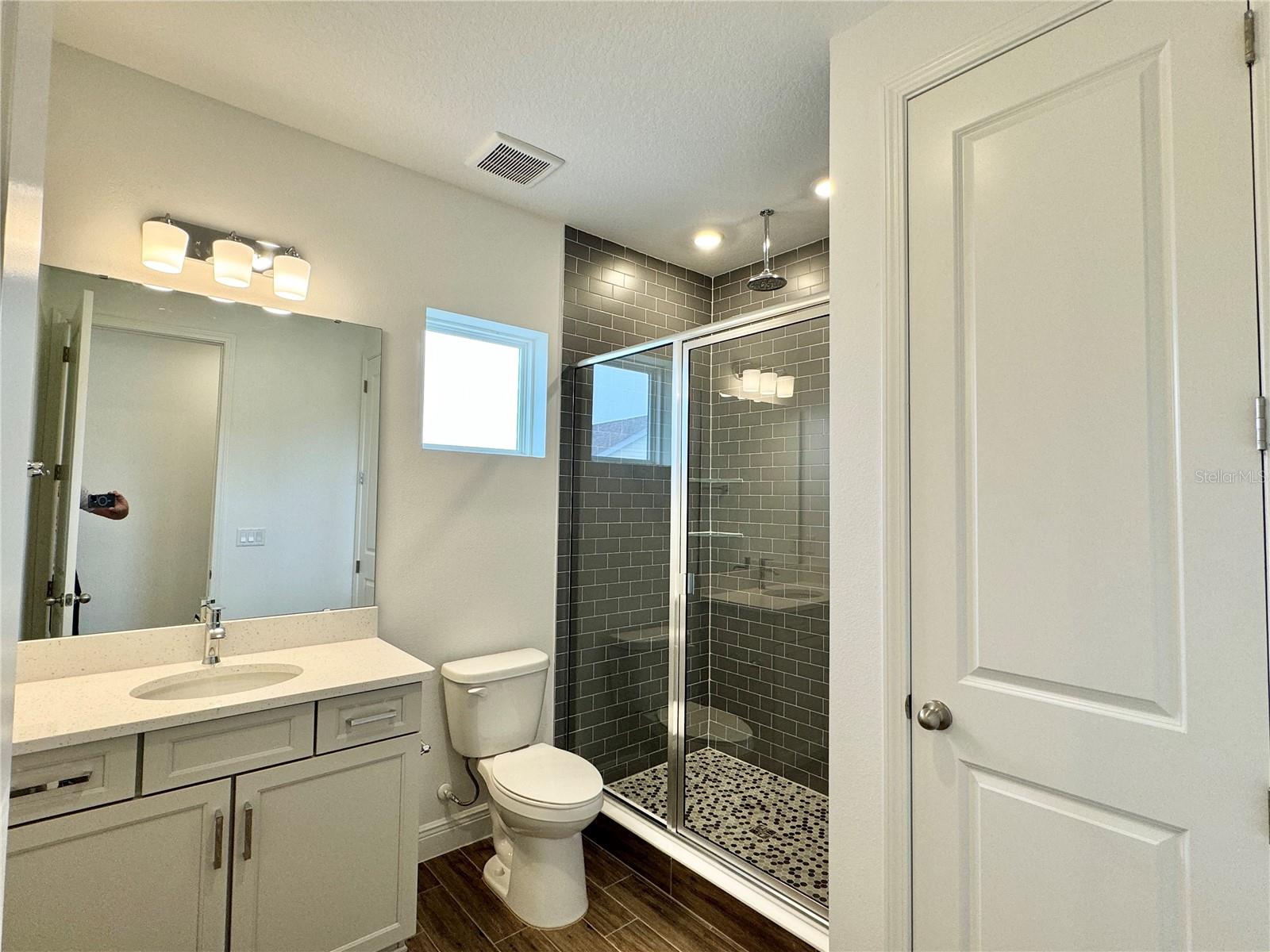 13442 Leggett Aly Property Photo 14