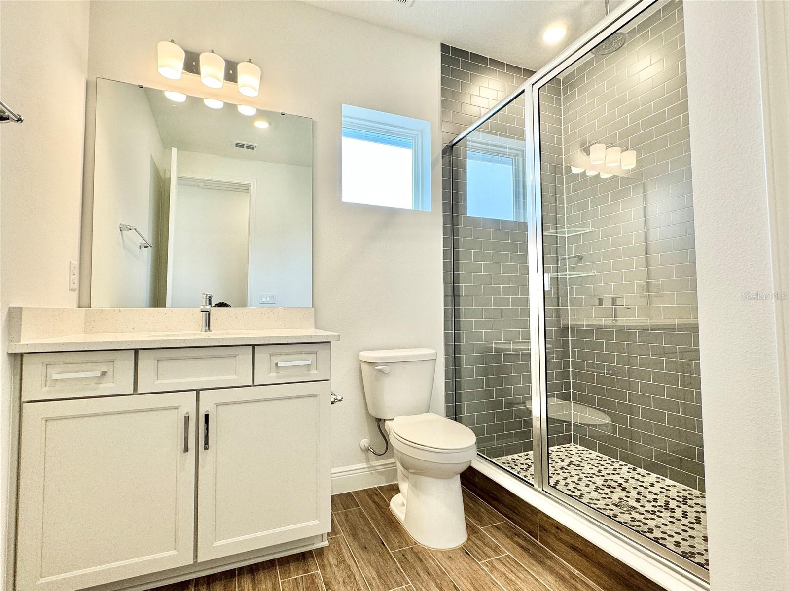 13442 Leggett Aly Property Photo 16