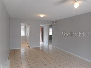 2929 W Oak Ridge Rd #e8 Property Photo 2