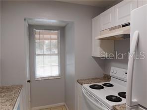 2929 W Oak Ridge Rd #e8 Property Photo 9