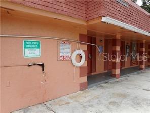 2929 W Oak Ridge Rd #e8 Property Photo 12