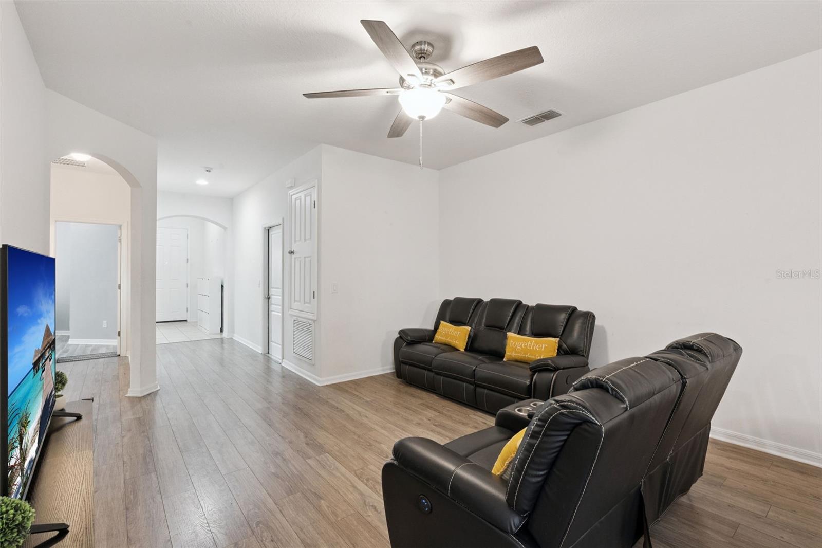 4882 Ashurst St Property Photo 11