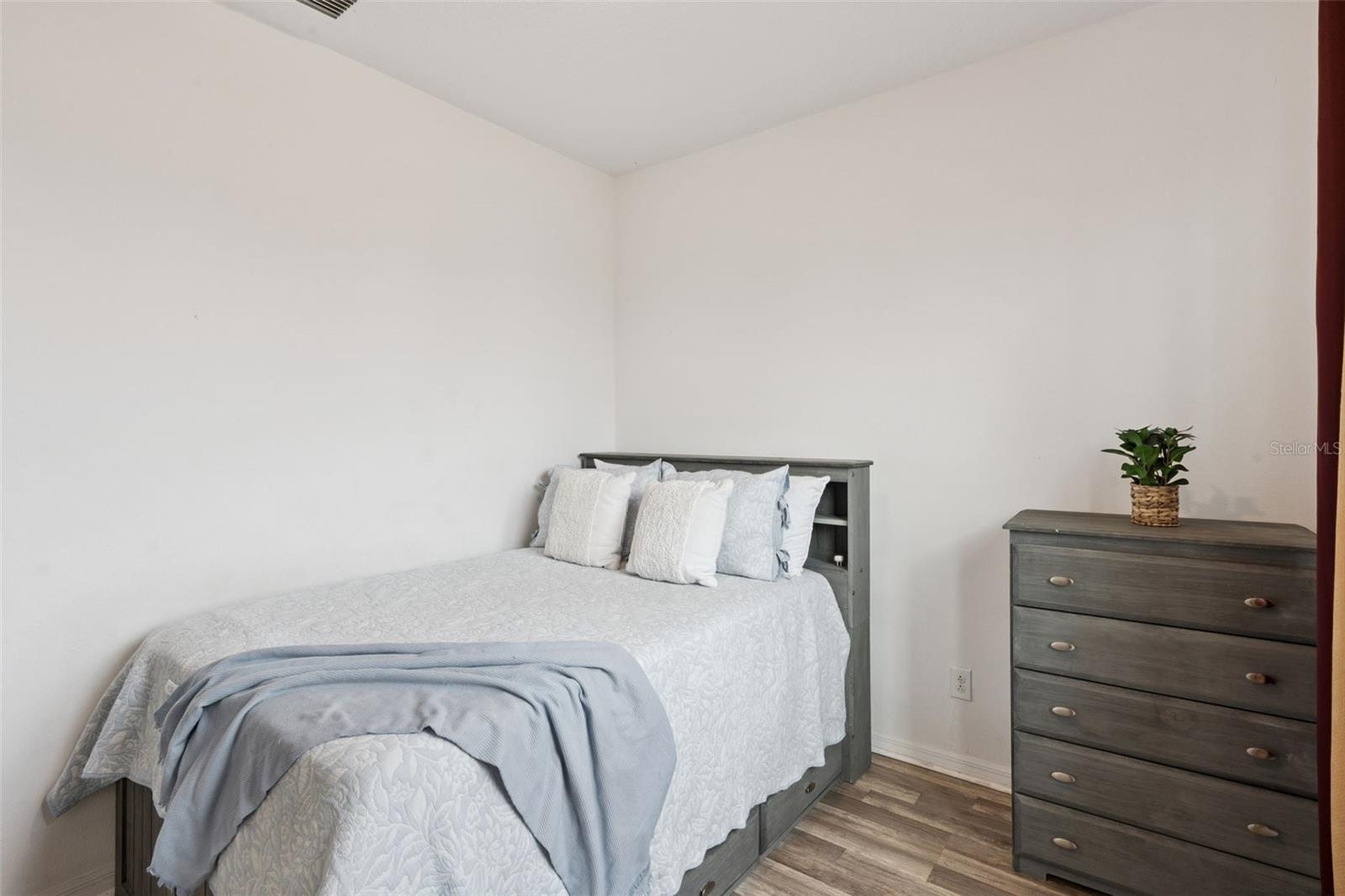 4882 Ashurst St Property Photo 28