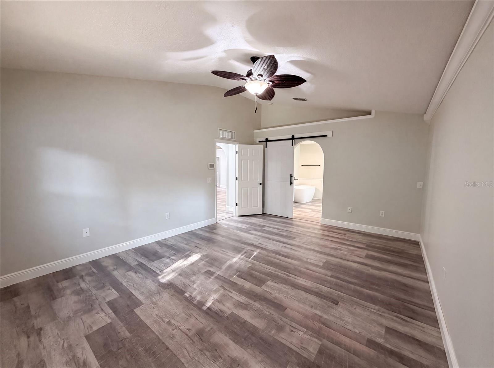 106 Cabrillo Dr Property Photo 12