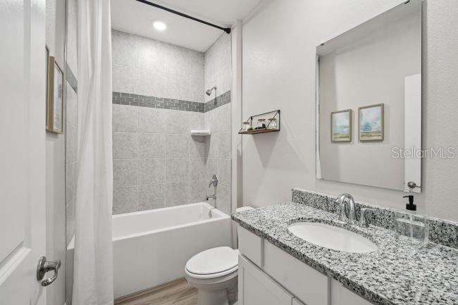 1421 Meredith Dr Property Photo 36