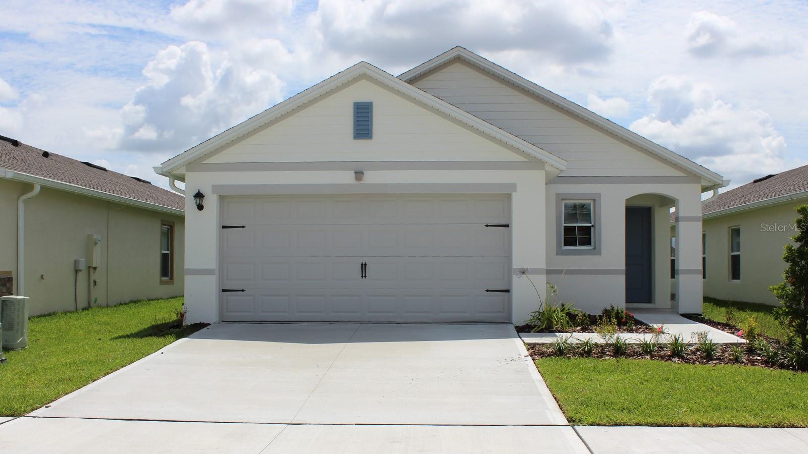 3999 LIMEKLIN FALLS LOOP Property Photo 1