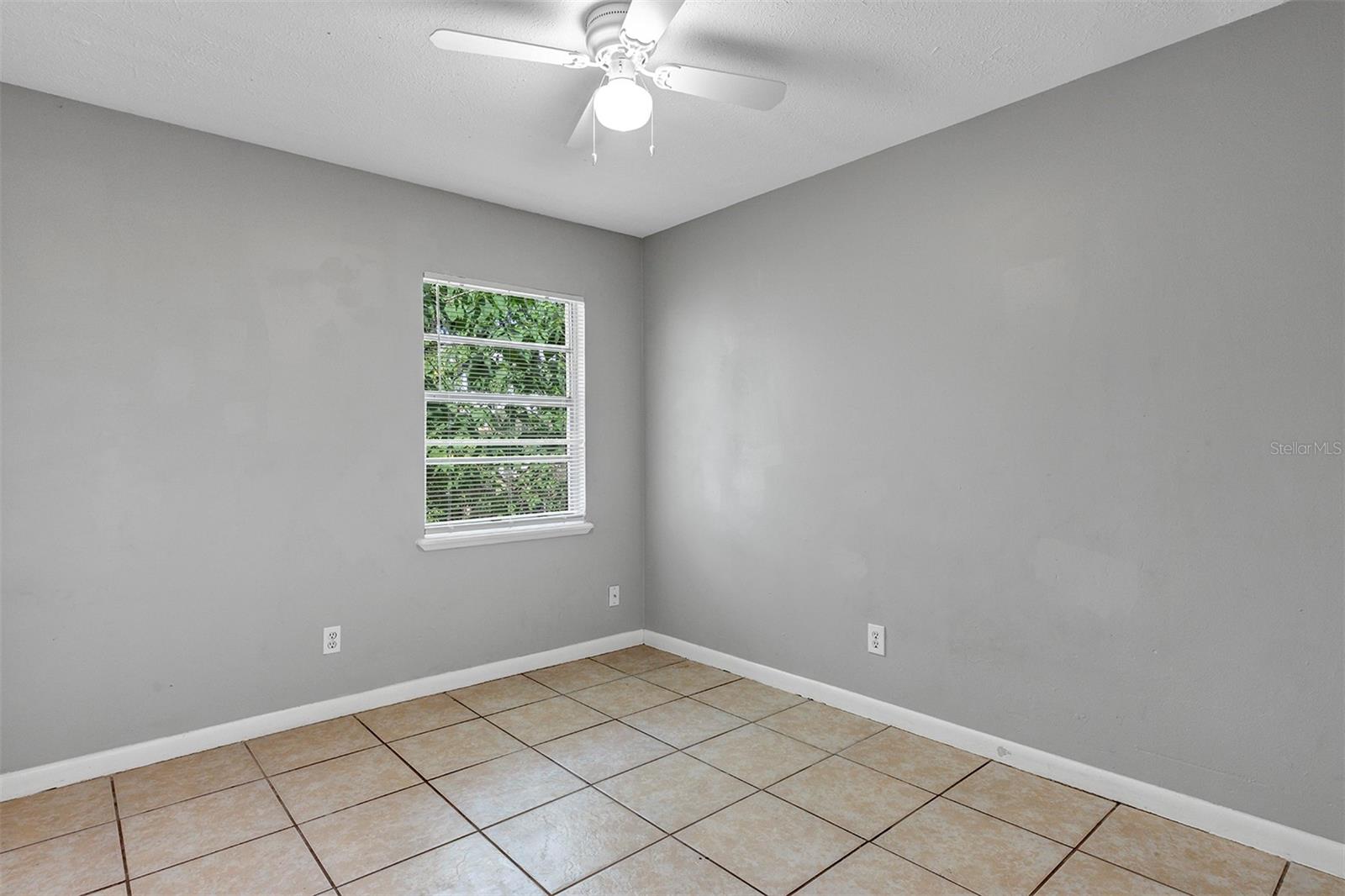 3990 Se 17th Ct #b Property Photo 21