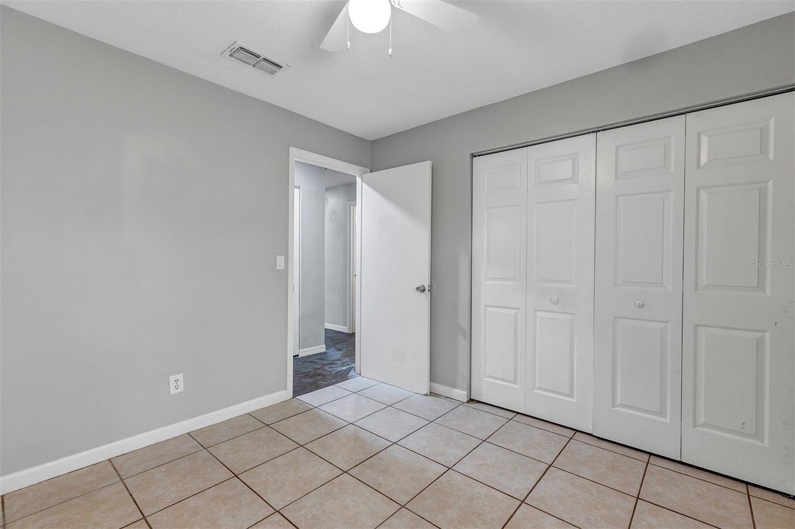 3990 Se 17th Ct #b Property Photo 23