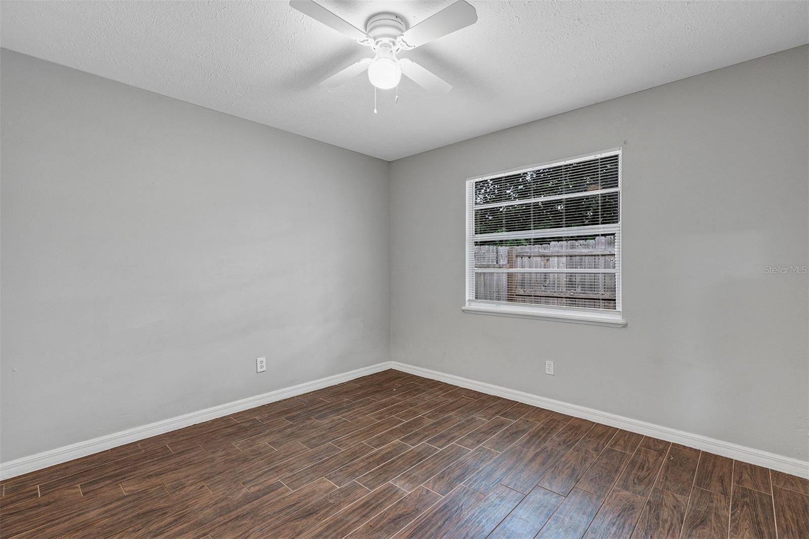 3990 Se 17th Ct #b Property Photo 27