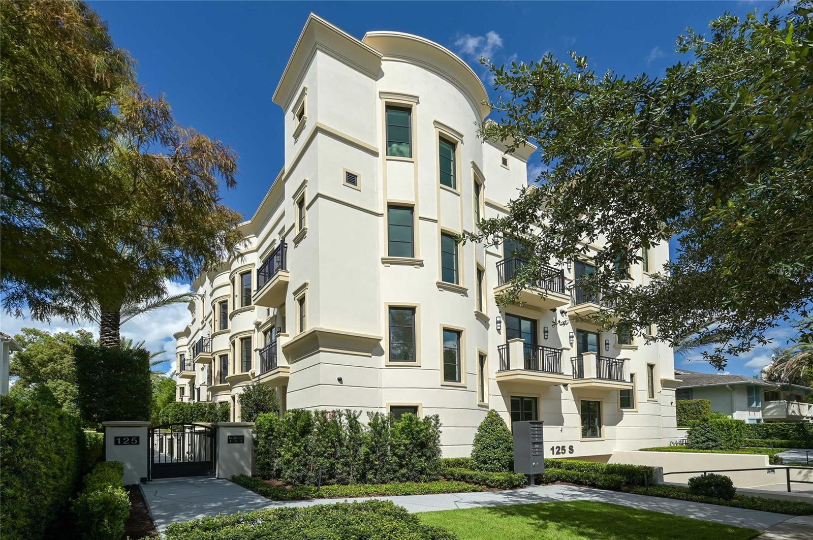 125 S Interlachen Ave #1 Property Photo 1