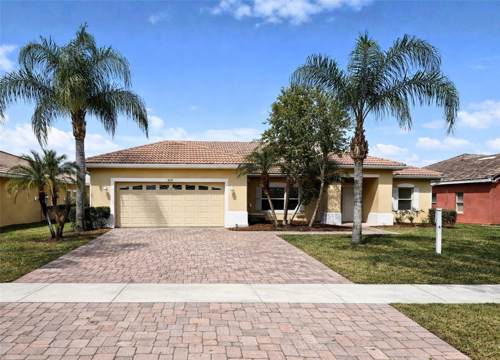 3637 WEATHERFIELD DR Property Photo 1