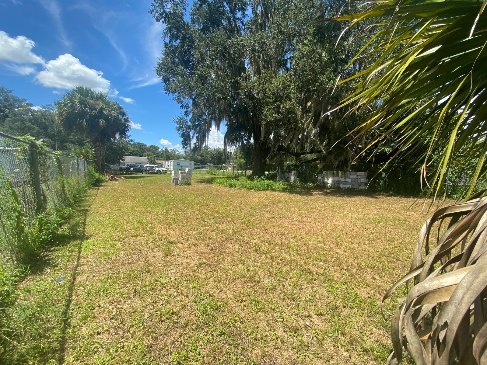 1551 Immokalee St Property Photo 4