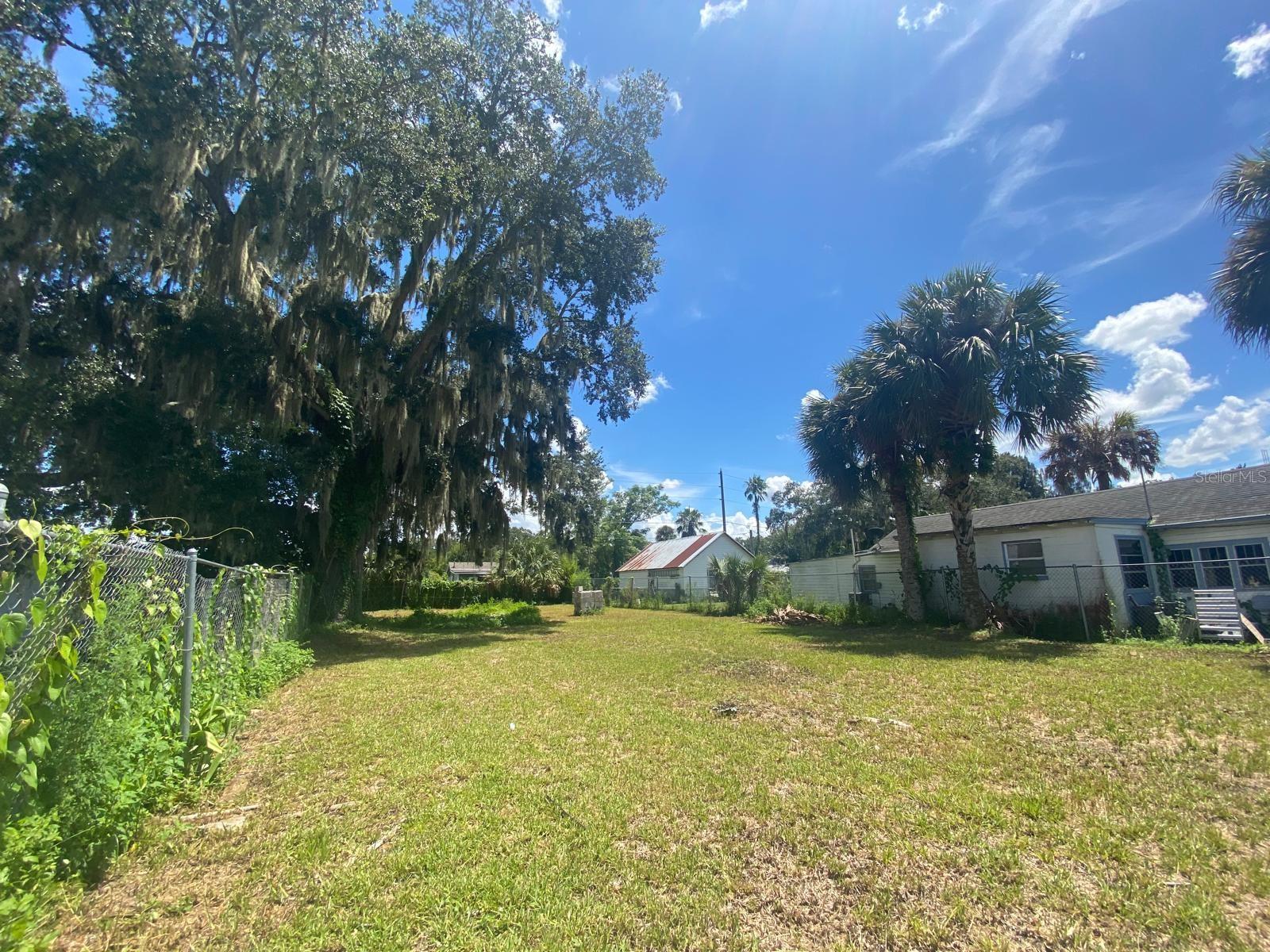 1551 Immokalee St Property Photo 9