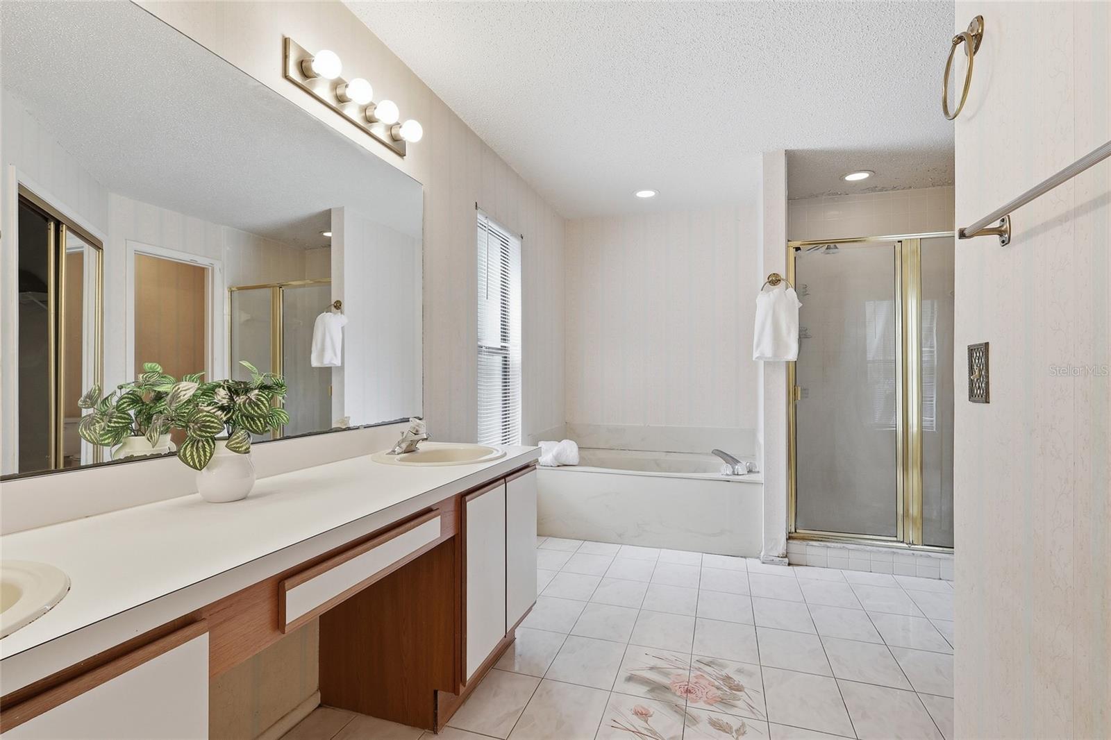 2939 Danforth Dr Property Photo 10