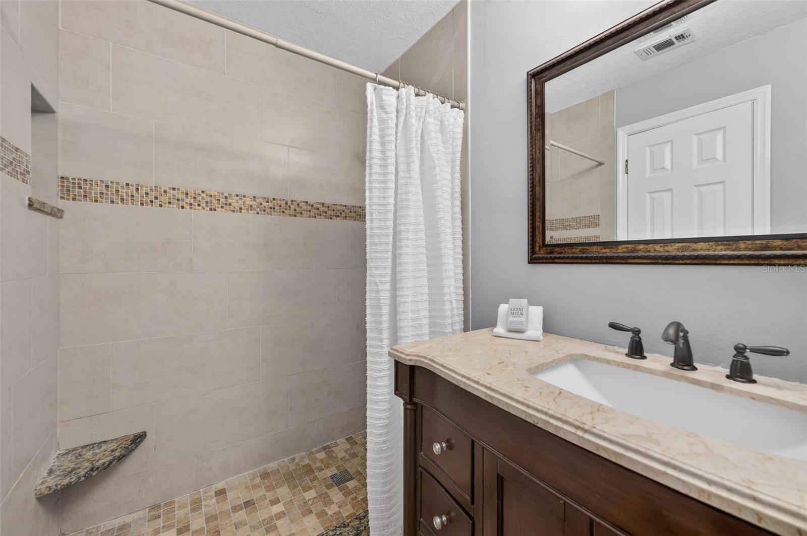 117 Shady Oak Ln Property Photo 14